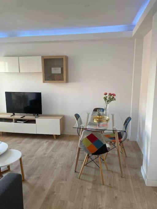 Victoria'S Apartment Boutique Малага Екстериор снимка